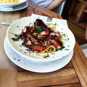Pasta con Pulpo