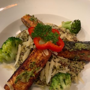 salmone al pesto 