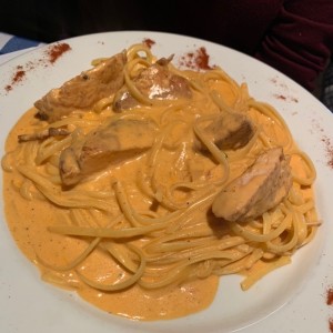 LINGUINE ALFREDO CON CHIPOTLE