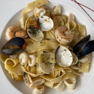 Fettuccine frutti di mari