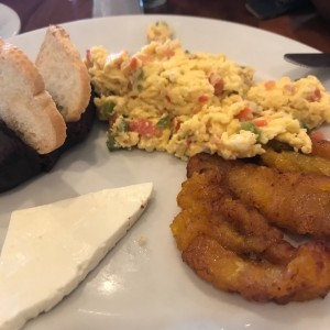 desayuno pericos.