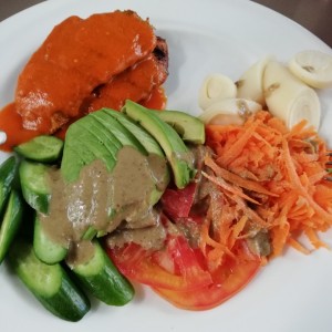 pollo grill ensalsado