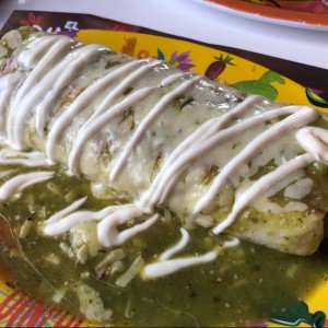 Burrote Mojado con salsa verde!