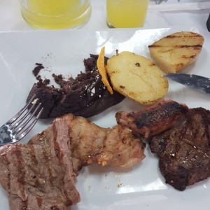 Especialidades - Parrillada Facundo
