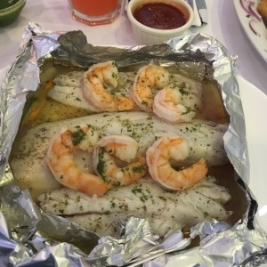 Filete de Curvina Relleno de Camarones