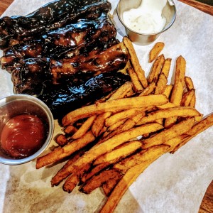 Ribs - 1/2 Rack (5 Riblets)