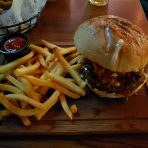 Burgers & Sandwiches - Premium BBQ