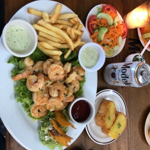 camarones al ajillo