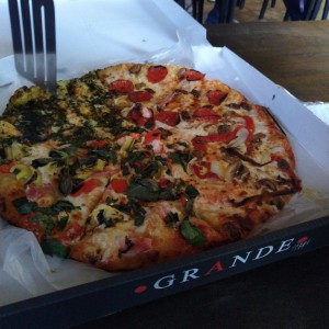 Pizza 4 ingredientes