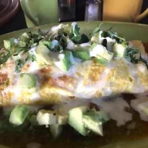 Omelette de verduras con extra de aguacate