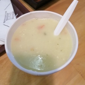 Sopa de pollo 