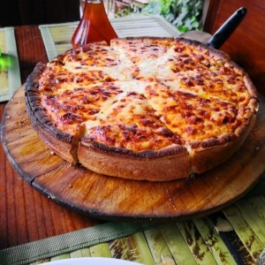 pizza de embutidos