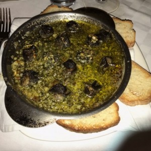 Escargots al Ajo