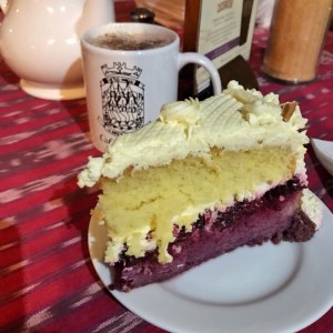 pastel de mora
