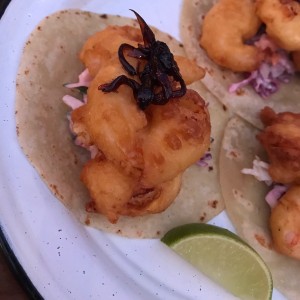 tacos de camaron tempura 