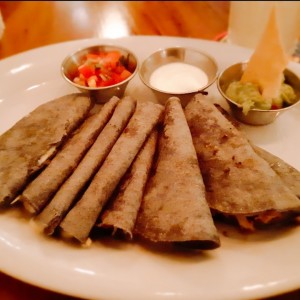 mini quesadillas