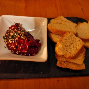 hummus de remolacha