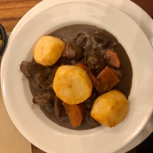 Platos Fuertes - Boeuf Bourguignon