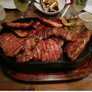 PARRILLADAS - PARRILLADA 4 REYES