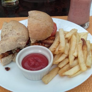 sandwich de pollo asado 