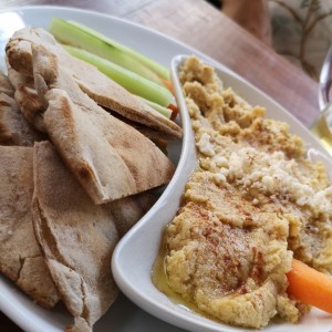 hummus