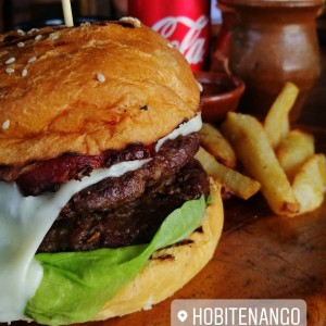 Hamburguesa con Papas 