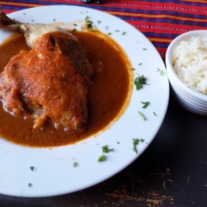 Pollo guisado 