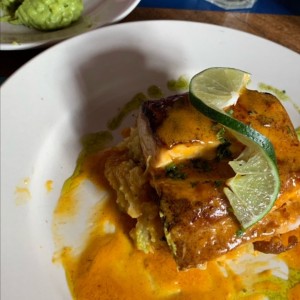 Salmon con aguacate 