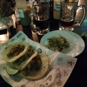 Tacos al pastor