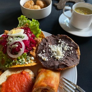 buffet tipico de refaccion