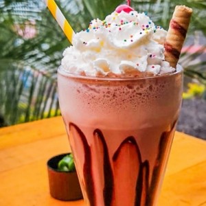 Stramberry milkshabee