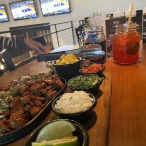 Tacos al pastor