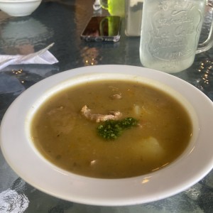 Entrada sopa se carne