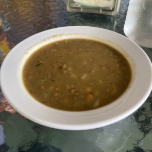 Sopa de lenteja - almuerzo 