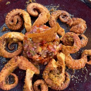 Pulpo a la Plancha Estilo Finca Del Mar