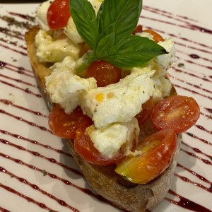Bruschette de Caprese