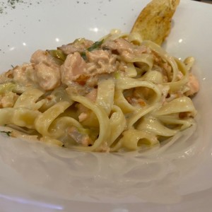 Pasta con salmon