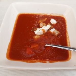 sopa de tomate