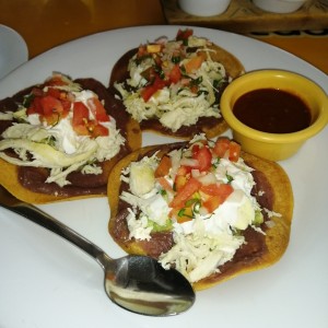 Tostitas de pollo
