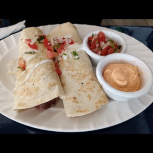 Burrito medio de pollo (dos unidades)