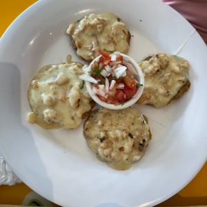 Patacones relleno de cerdo