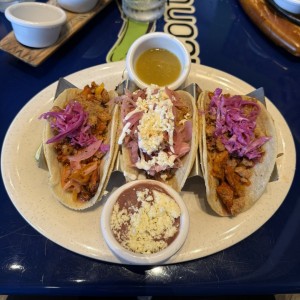 Tacos al pastor de Cochinita Pibil
