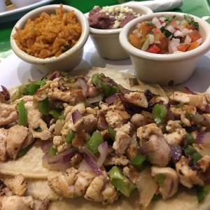 tacos de pollo