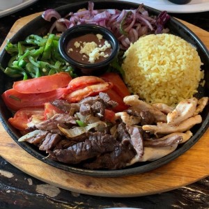 Fajitas mixtas ( Carne y Pollo)