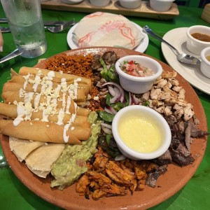 Platos - Bandeja Tacontento