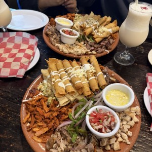 Platos - Bandeja Tacontento