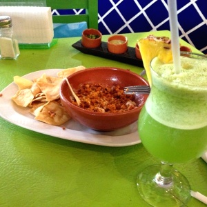 Queso fundido con chorizos