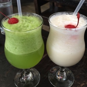 limonadas con coco y hierbabuena