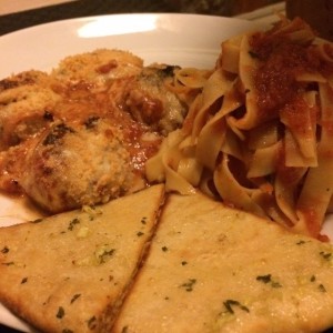 Pollo a la parmesana