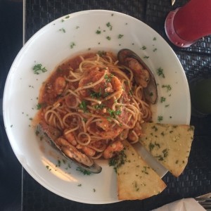 pasta con mariscos